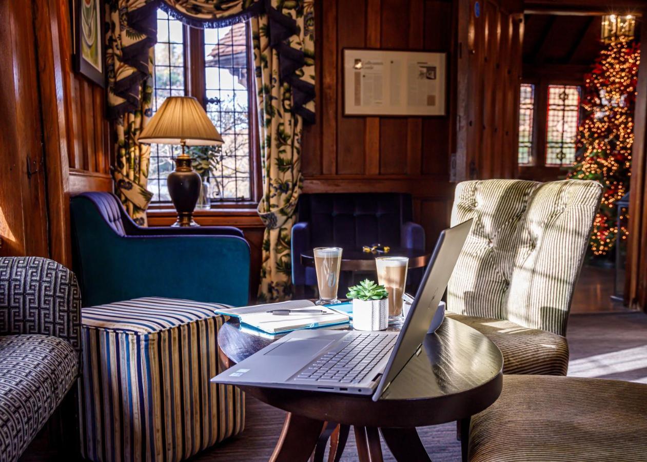 Langshott Manor - Luxury Gatwick Hotel