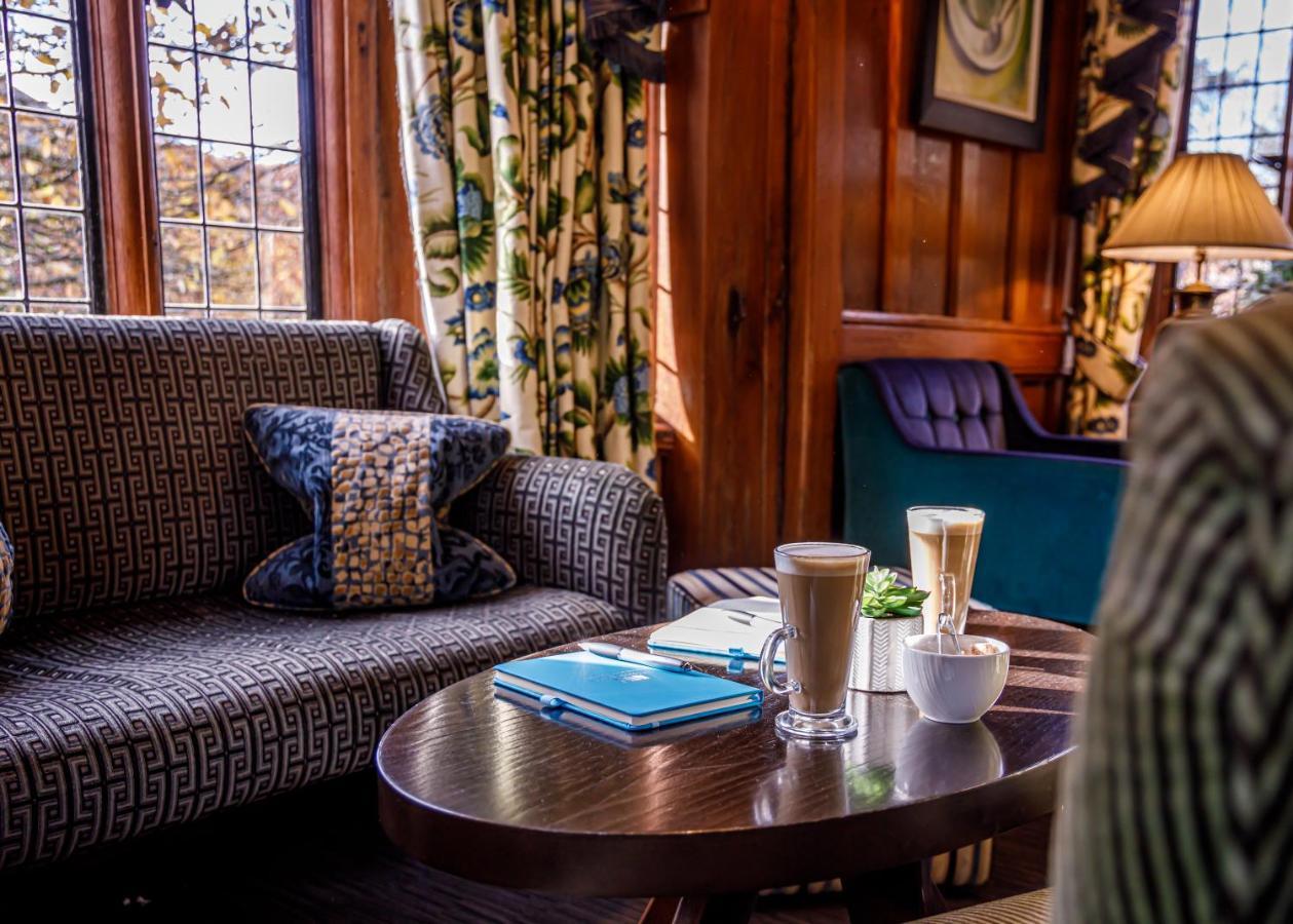Langshott Manor - Luxury Gatwick Hotel Horley