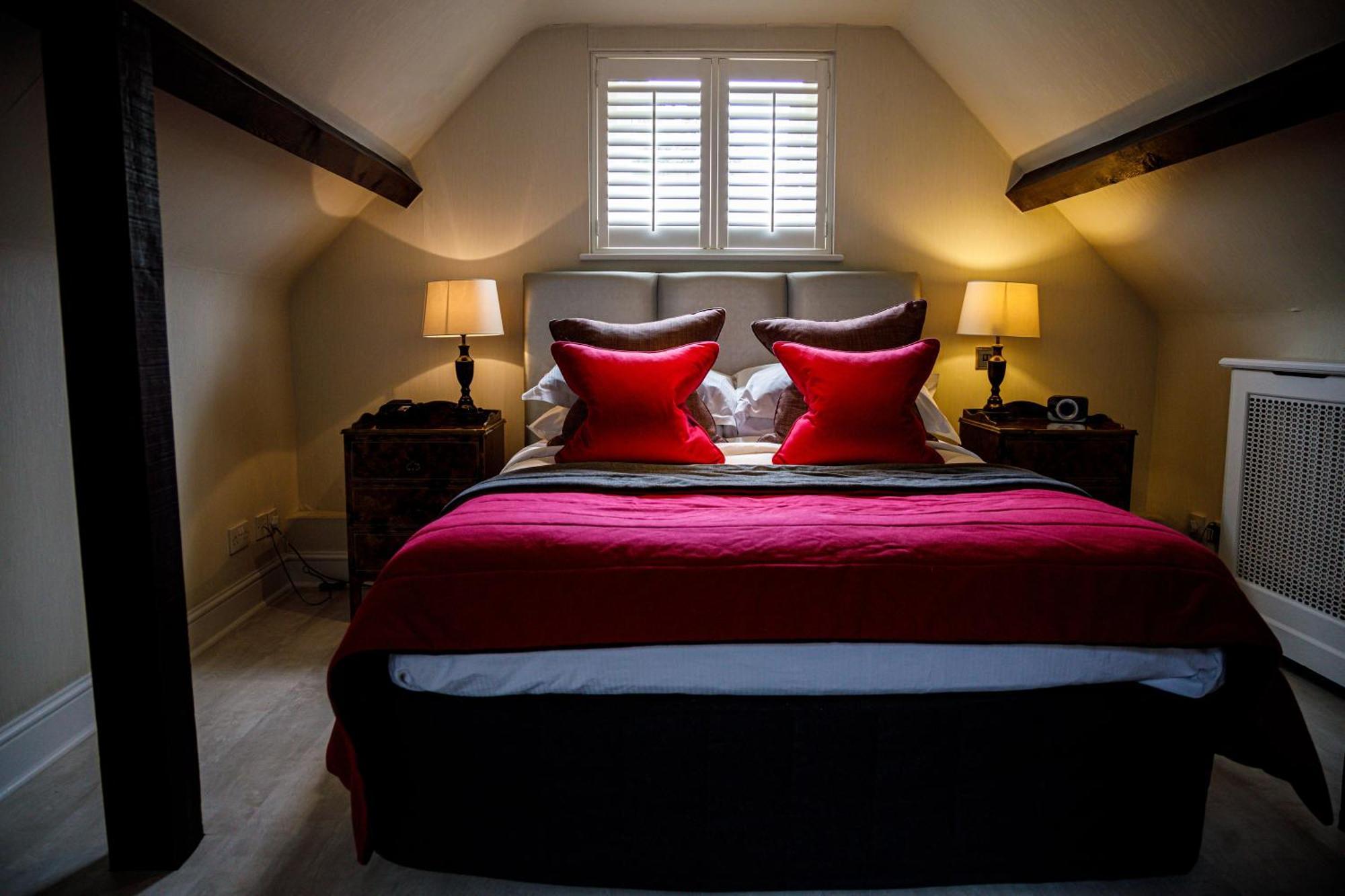 Langshott Manor - Luxury Gatwick