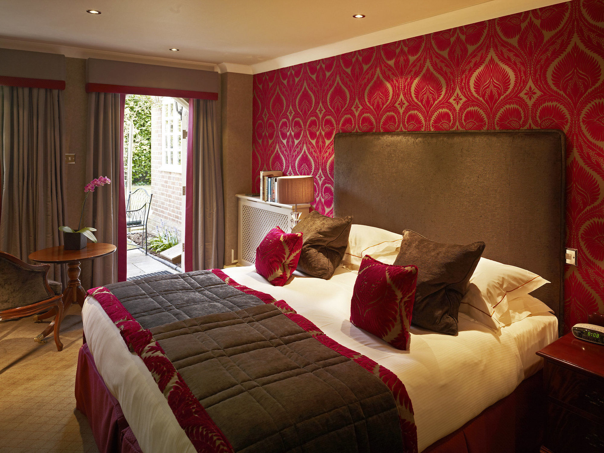 Hotel Langshott Manor - Luxury Gatwick Horley