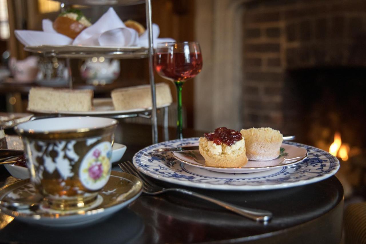Langshott Manor - Luxury Gatwick Horley (Surrey)