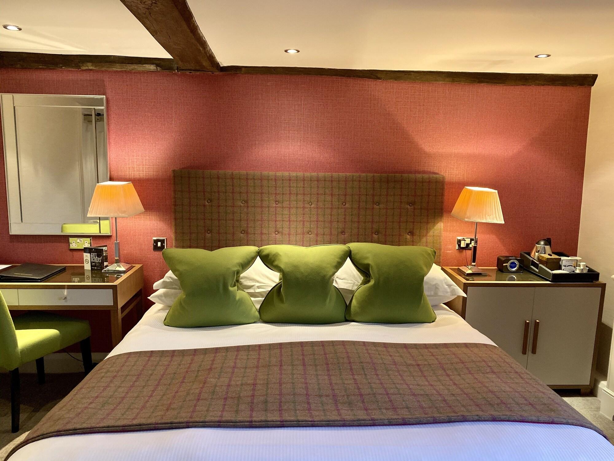 Langshott Manor - Luxury Gatwick Hotel