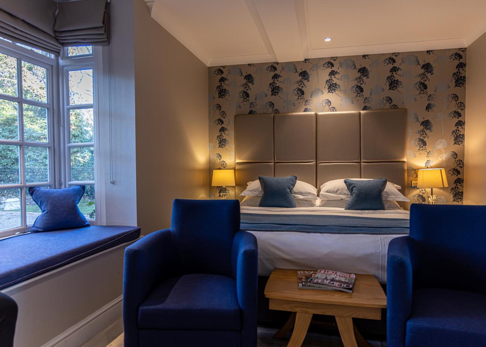 Langshott Manor - Luxury Gatwick Horley (Surrey)