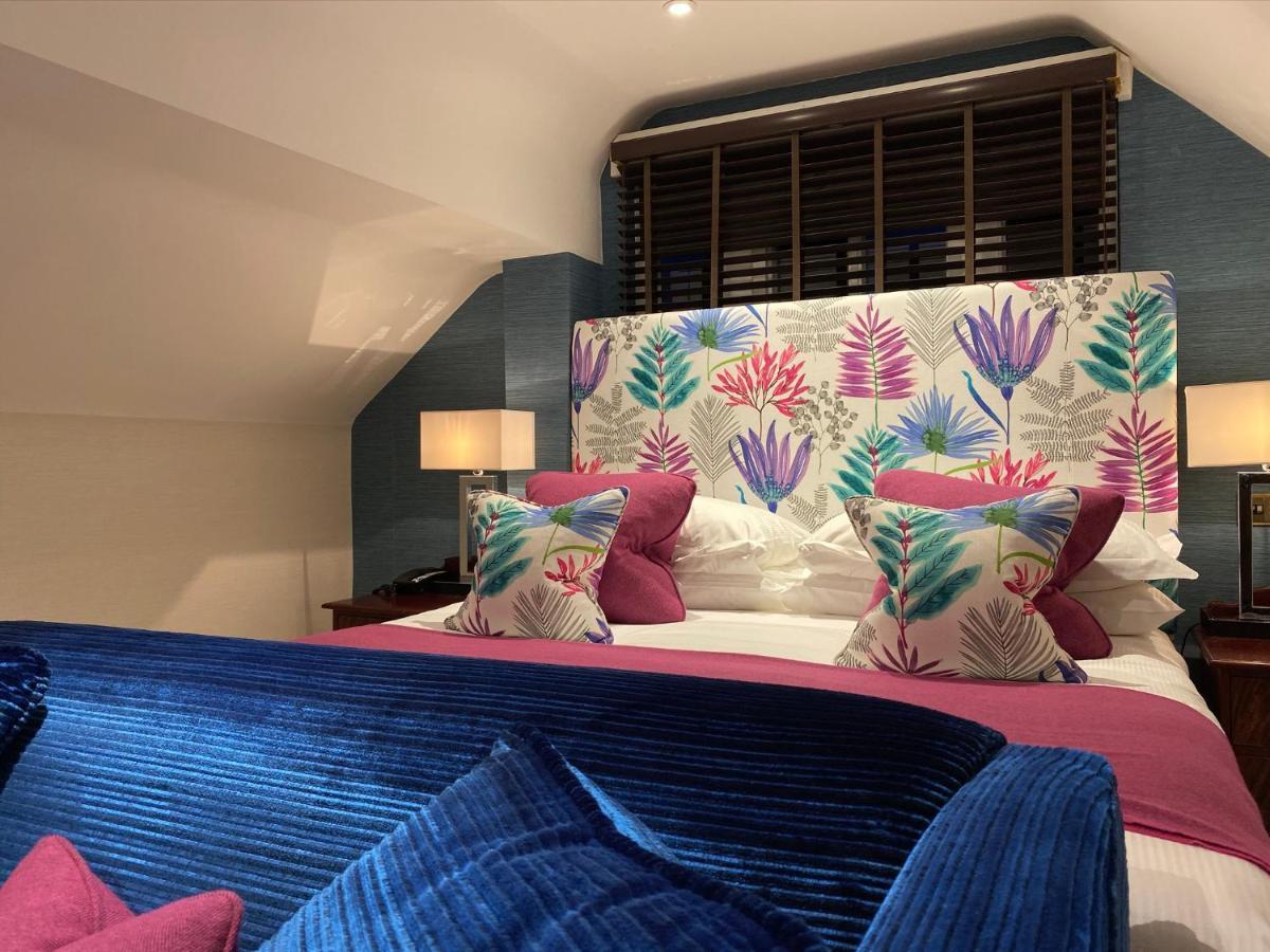 Langshott Manor - Luxury Gatwick Hotel Horley (Surrey)